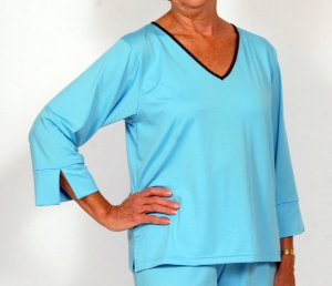 cropped-805-three-quarter-sleeve-top-in-turquoise-w-choc-trim.jpg